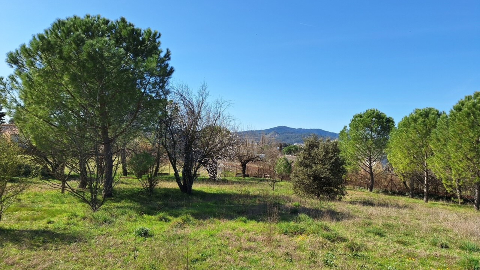 Terrain constructible de 580m2 à Libourne