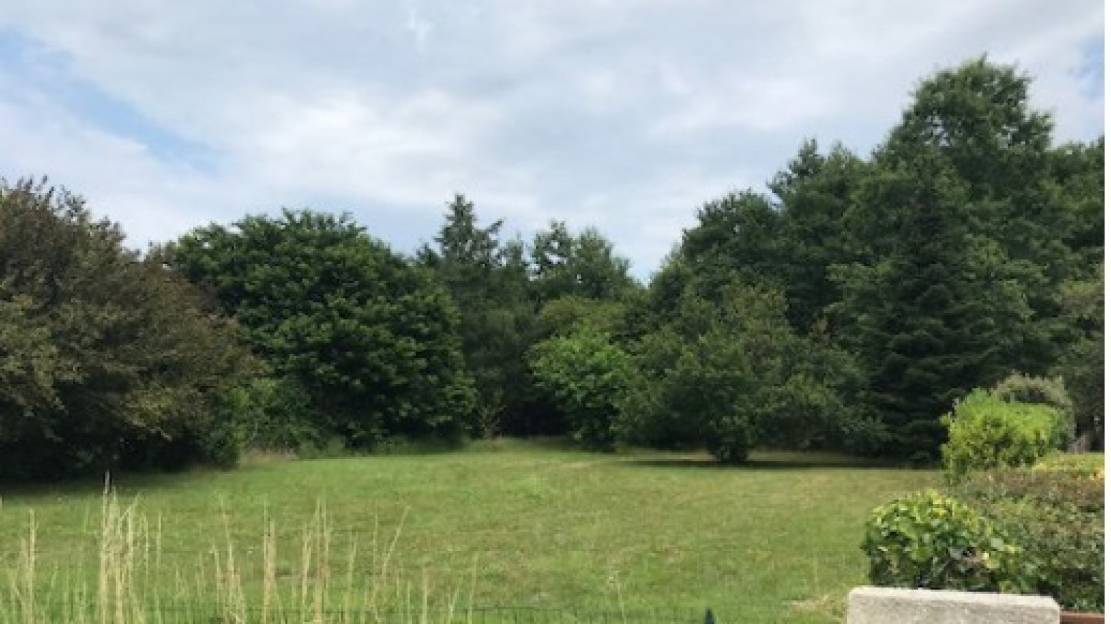 Terrain constructible de 300m2 à Belin-Béliet