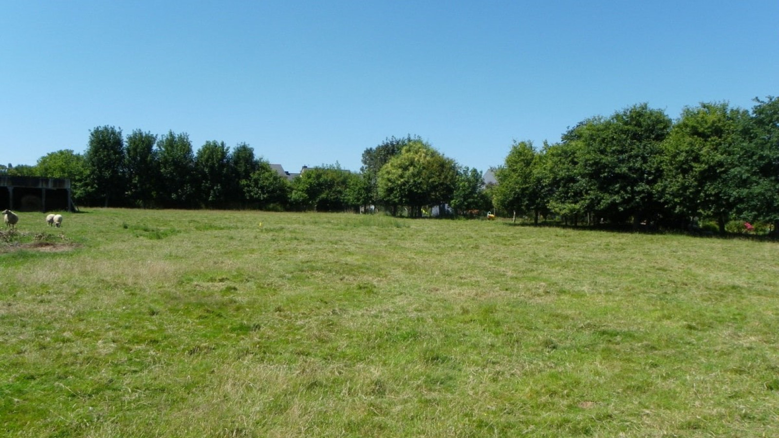 Terrain constructible de 700m2 à Lugon-et-l'Île-du-Carnay