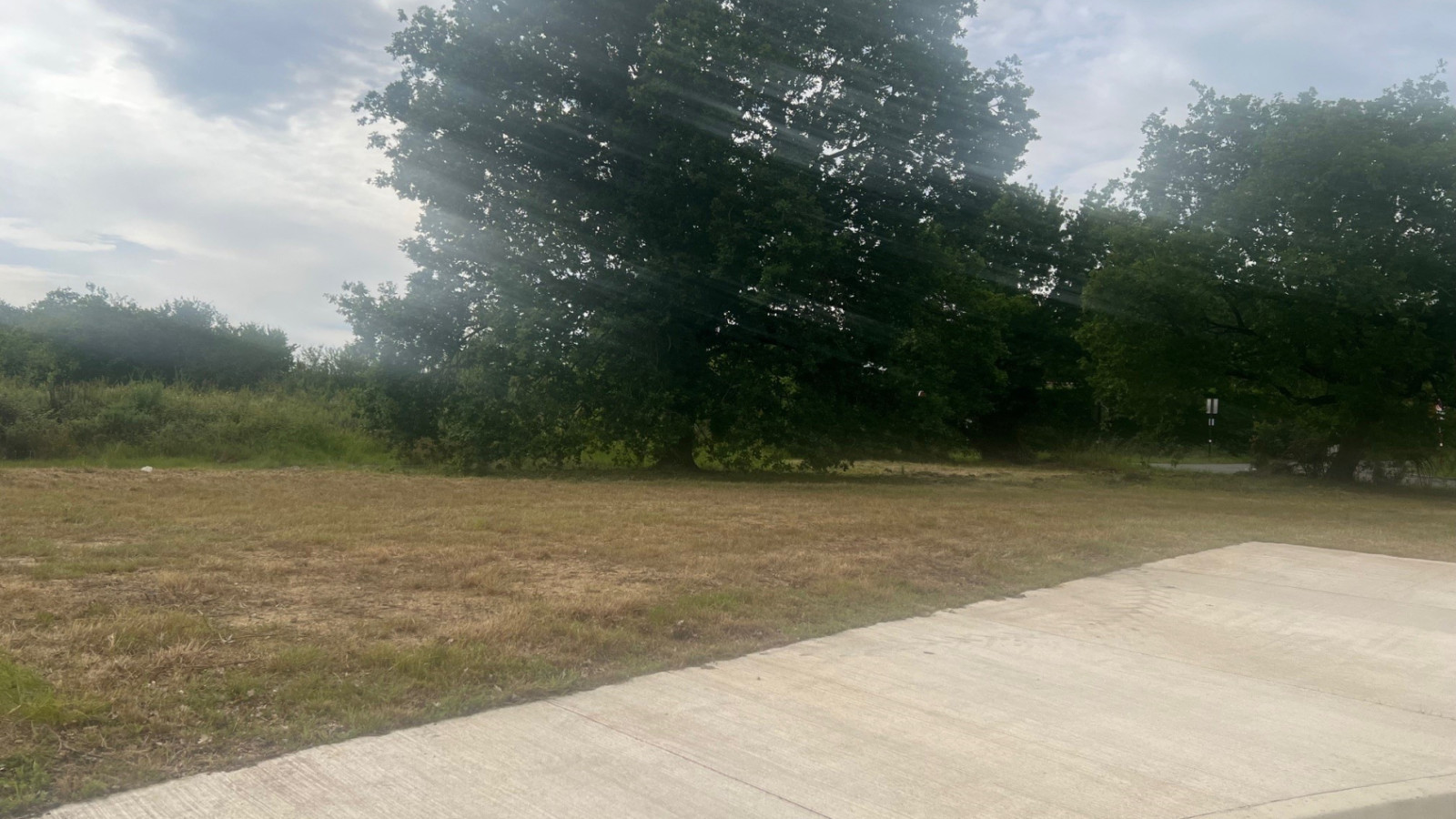 Terrain constructible de 636m2 à Saint-André-de-Cubzac