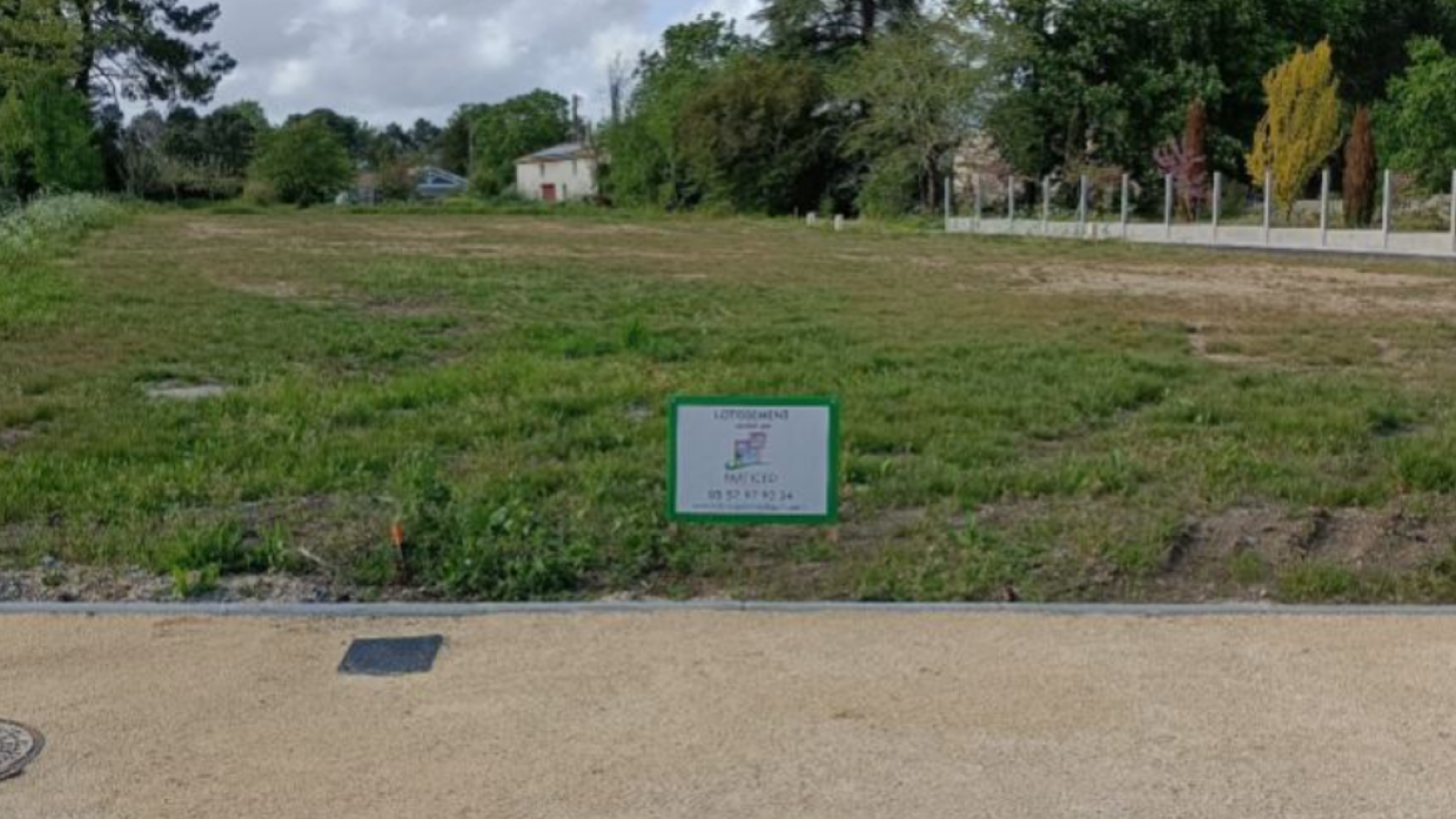 Terrain constructible de 520m2 à Martillac